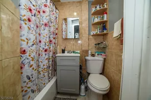 712 E 27th St, Paterson, NJ 07504 - Photo 5