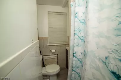 712 E 27th St, Paterson, NJ 07504 - Photo 13