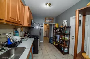 712 E 27th St, Paterson, NJ 07504 - Photo 3