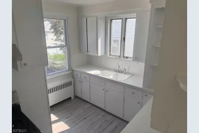 250 N 12th Pl, Prospect Park, NJ 07508 - Photo 7