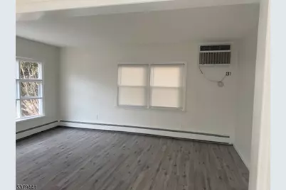 250 N 12th Pl, Prospect Park, NJ 07508 - Photo 5