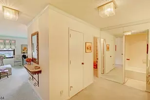 2 Claridge Dr 2Hw, Verona Twp., NJ 07044 - Photo 11