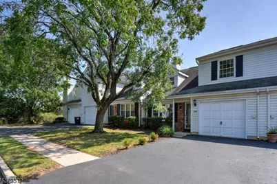 277 Edgeware Ct, Franklin Township, NJ 08873 - Photo 1