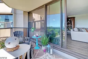 2 Claridge Dr 3Iw, Verona Twp., NJ 07044 - Photo 17