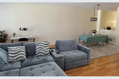 27 Cummington Ln, Raritan Township, NJ 08822 - Photo 25