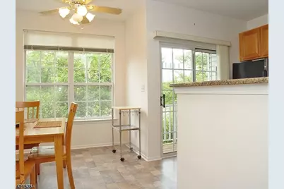 27 Cummington Ln, Raritan Township, NJ 08822 - Photo 21