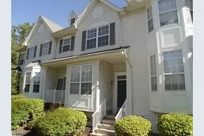 27 Cummington Ln, Raritan Township, NJ 08822 - Photo 1