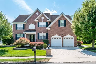 17 Brookside Dr, Franklin Township, NJ 08540 - Photo 1