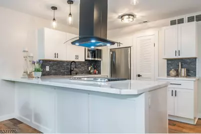 2 Davos Dr #7, Vernon, NJ 07462 - Photo 9