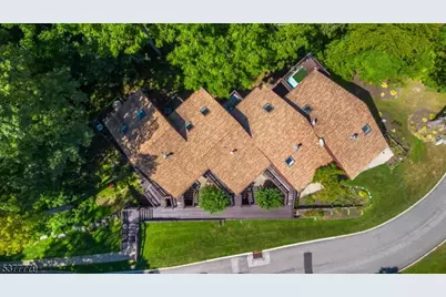 2 Davos Dr #7, Vernon, NJ 07462 - Photo 31