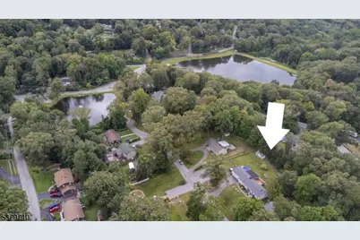 10 Applewood Rd, Vernon, NJ 07419 - Photo 1