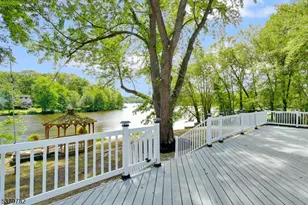 121 W Shore Dr, Hampton Township, NJ 07860 - Photo 37