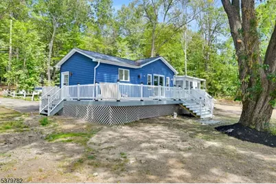 121 W Shore Dr, Hampton Township, NJ 07860 - Photo 29