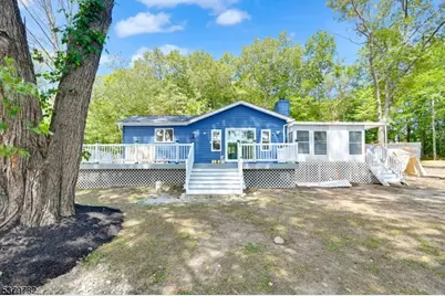 121 W Shore Dr, Hampton Township, NJ 07860 - Photo 27