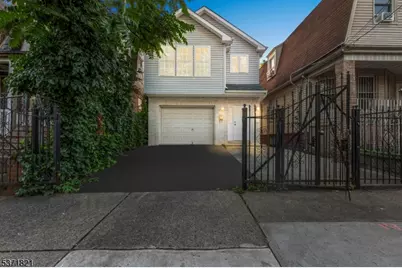 141 Fabyan Pl, Newark, NJ 07112 - Photo 1