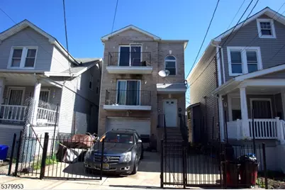 23 Edwin Pl, Newark, NJ 07112 - Photo 1