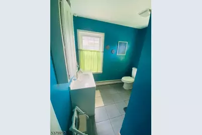 318 Halsey St, Plainfield, NJ 07063 - Photo 5