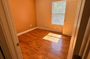 90 Seaview Ave, Jersey City, NJ 07305 - Photo 9