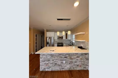 90 Seaview Ave #2, Jersey City, NJ 07305 - Photo 5