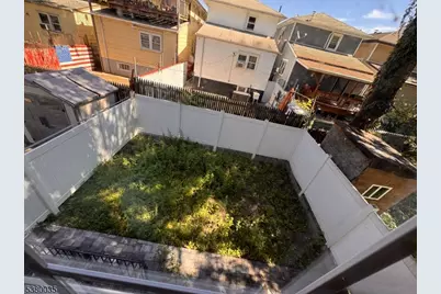 90 Seaview Ave #2, Jersey City, NJ 07305 - Photo 11