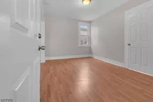 32 Dodd St, East Orange, NJ 07017 - Photo 11