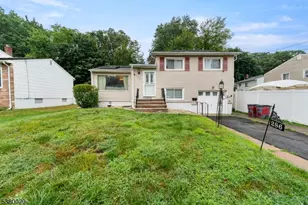 286 McLean Pl, Hillside, NJ 07205 - Photo 1