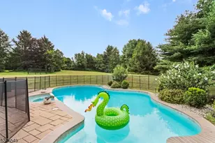 18 Kerby Ln, Mendham, NJ 07945 - Photo 33