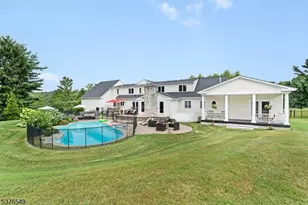 18 Kerby Ln, Mendham, NJ 07945 - Photo 41