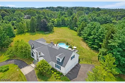 18 Kerby Ln, Mendham, NJ 07945 - Photo 39