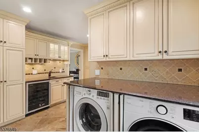 18 Kerby Ln, Mendham, NJ 07945 - Photo 7