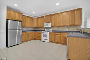 1102 Conrad Way, Franklin Township, NJ 08873 - Photo 15