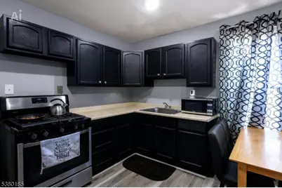 129 Greenwood Ave, East Orange, NJ 07017 - Photo 9