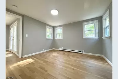 38 E Shawnee Trl, Jefferson Township, NJ 07885 - Photo 29