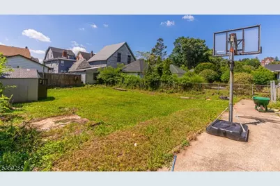 22 Swaine Pl, West Orange Township, NJ 07052 - Photo 7