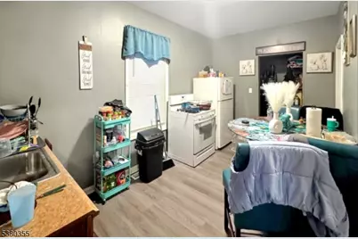 111 Putnam St, Paterson, NJ 07524 - Photo 5