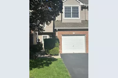 88 Kent Dr, Roseland, NJ 07068 - Photo 1