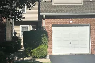 88 Kent Dr, Roseland, NJ 07068 - Photo 1