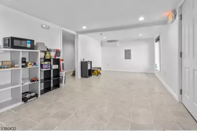 17 Main St, Hamburg, NJ 07419 - Photo 27