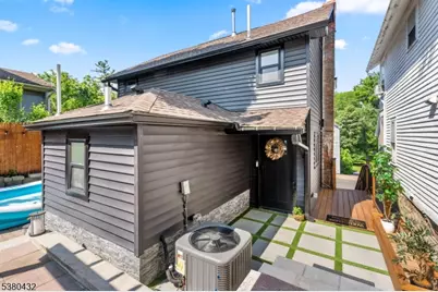 17 Main St, Hamburg, NJ 07419 - Photo 5