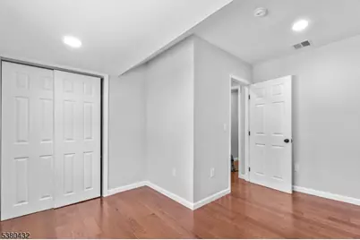 17 Main St, Hamburg, NJ 07419 - Photo 17