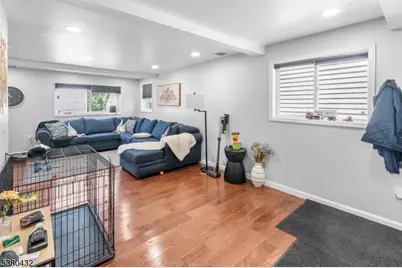 17 Main St, Hamburg, NJ 07419 - Photo 13