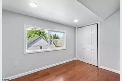 17 Main St, Hamburg, NJ 07419 - Photo 21