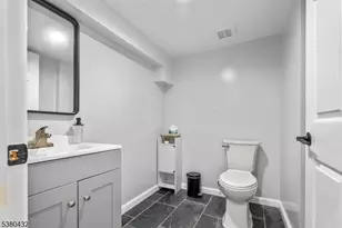 17 Main St, Hamburg, NJ 07419 - Photo 25