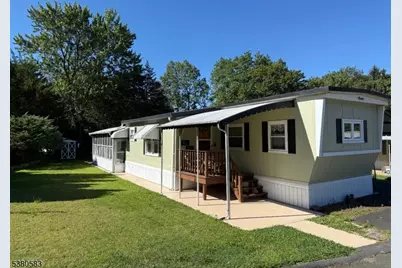 93 Mount Pleasant Ave #D6, Rockaway Township, NJ 07801 - Photo 1