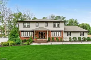 15 Lookout Point Trail, Totowa, NJ 07512 - Photo 1