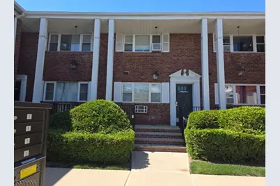 101 N Beverwyck Rd #10, Parsippany, NJ 07034 - Photo 1