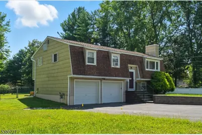 806 E Baldwin St, Hackettstown, NJ 07840 - Photo 1