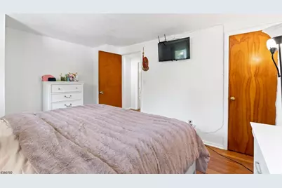 210 Buchanan St, Linden, NJ 07036 - Photo 11