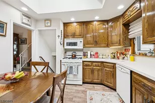 266 Amherst Ave, Woodbridge Township, NJ 07067 - Photo 3