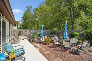 266 Amherst Ave, Woodbridge Township, NJ 07067 - Photo 27